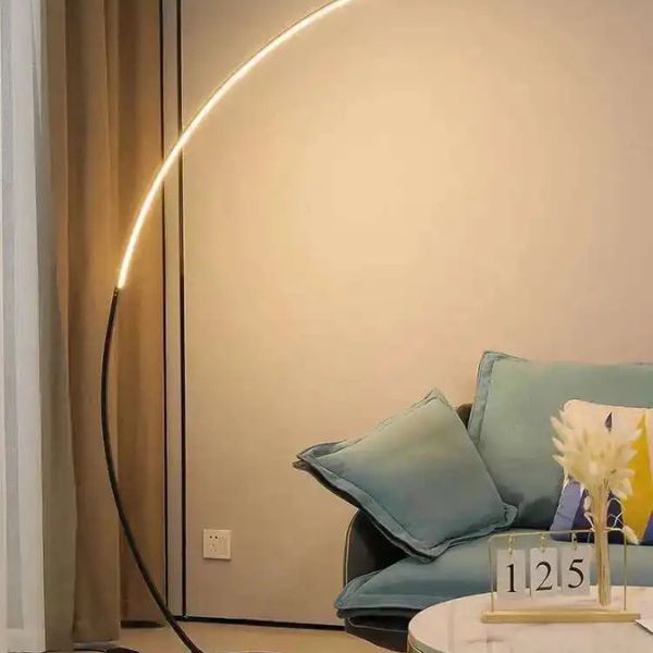 Crys C Floor Lamp