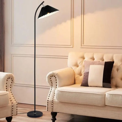 Plissada C Floor Lamp
